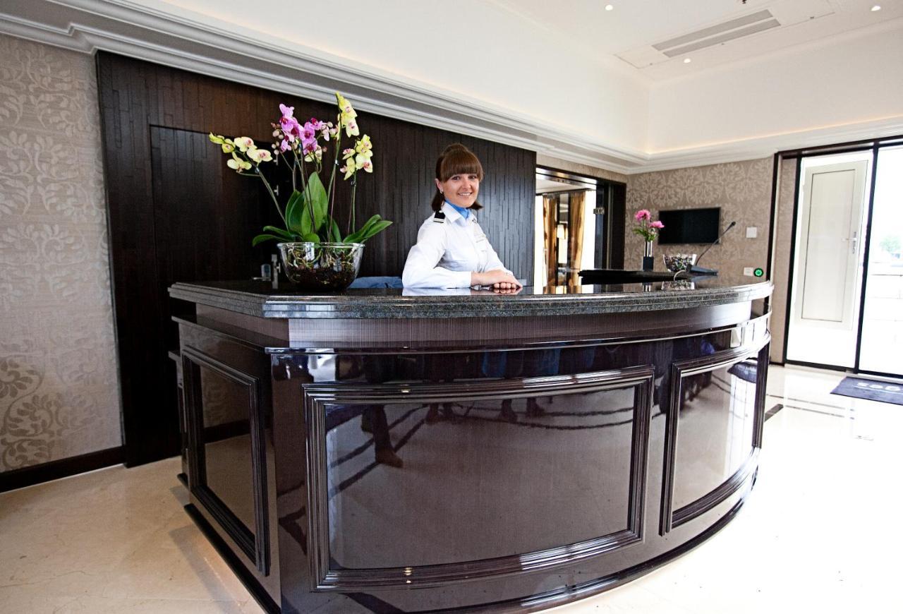 Select Ms Charles Dickens Neuss Hotell Eksteriør bilde