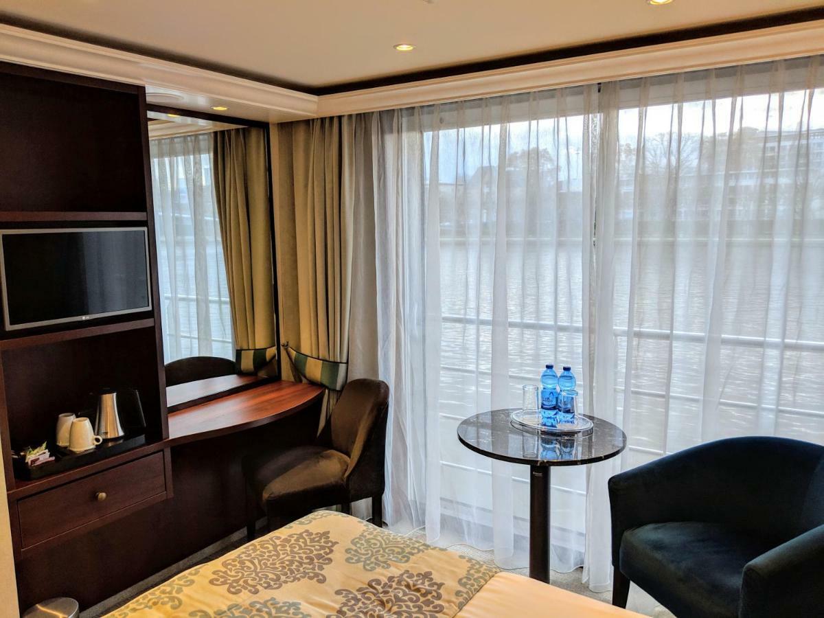 Select Ms Charles Dickens Neuss Hotell Eksteriør bilde