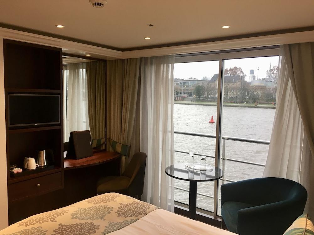 Select Ms Charles Dickens Neuss Hotell Eksteriør bilde
