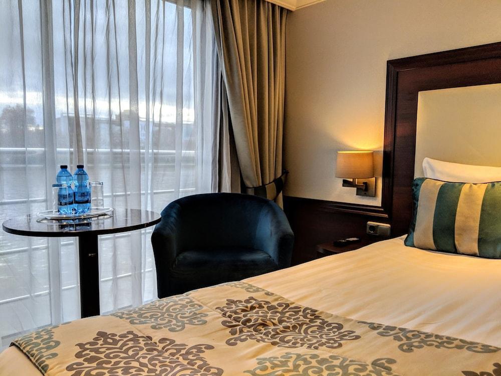 Select Ms Charles Dickens Neuss Hotell Eksteriør bilde